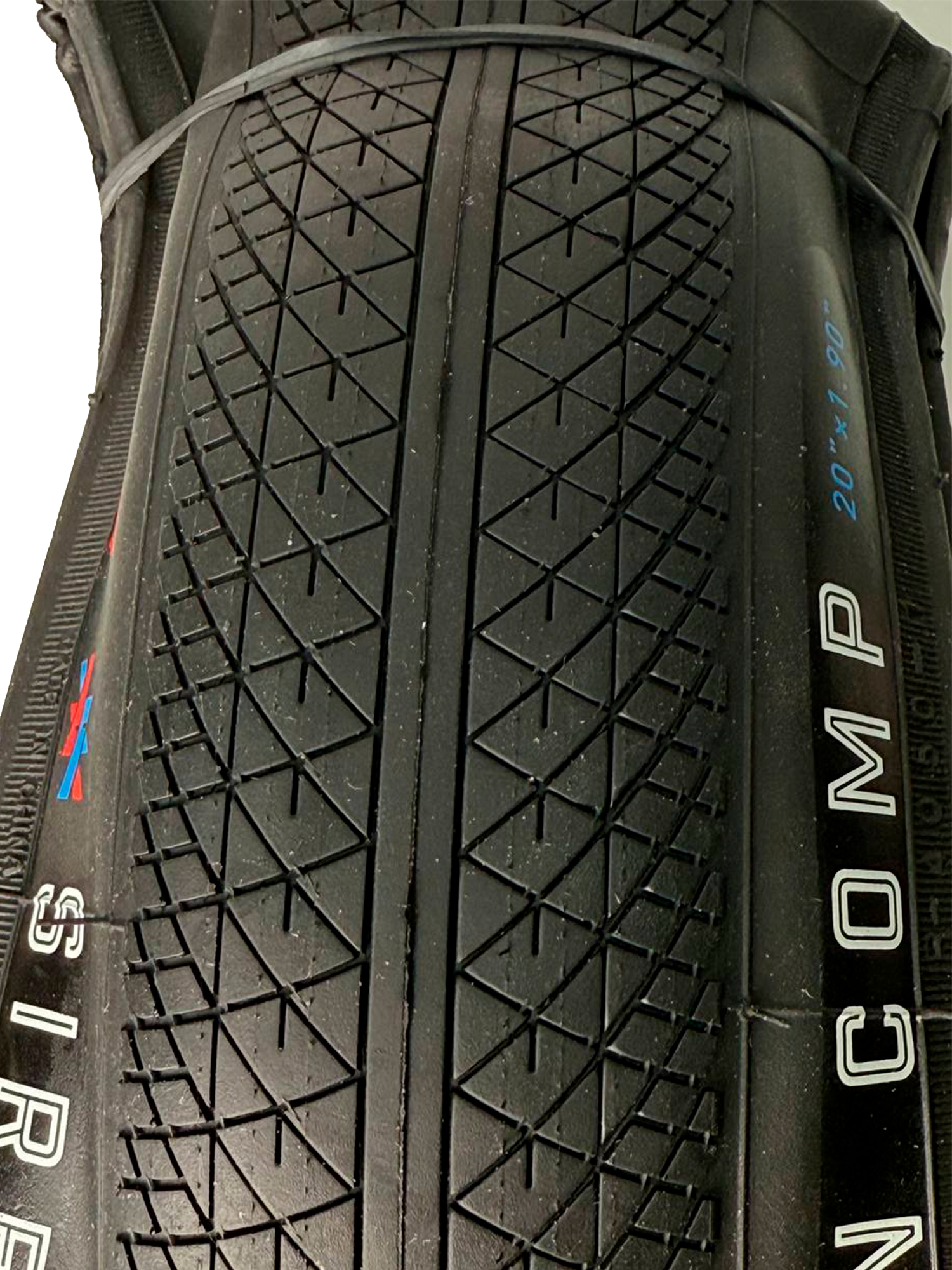 Покрышка IRC Siren Comp Kevlar 20" 1.9 Черный