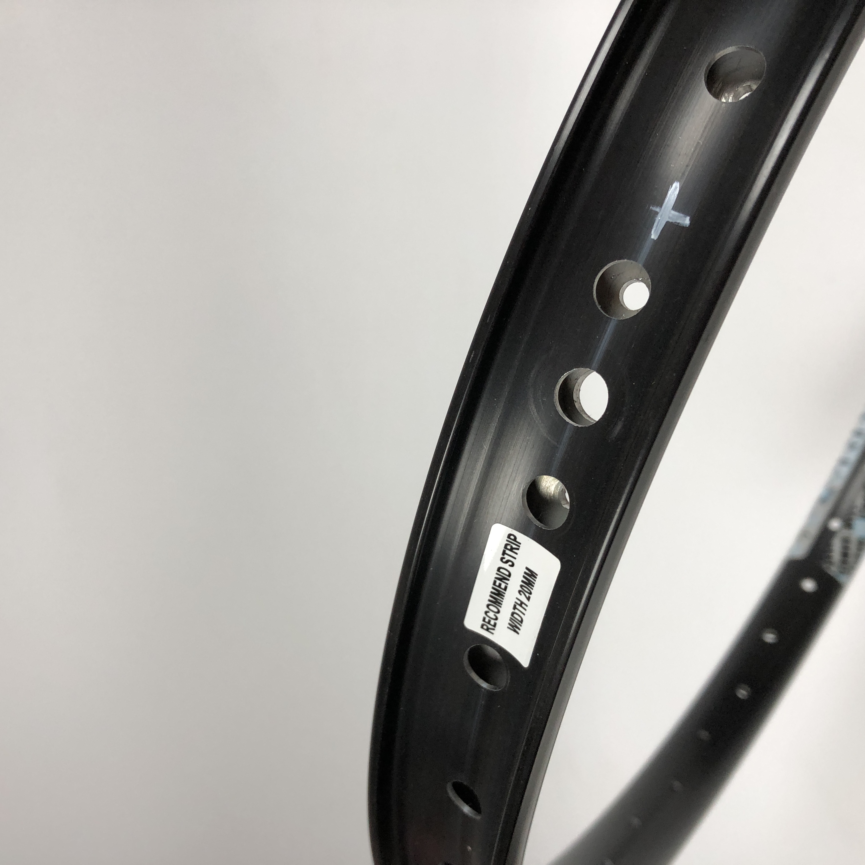 Обод Alienation Skylark 20"
